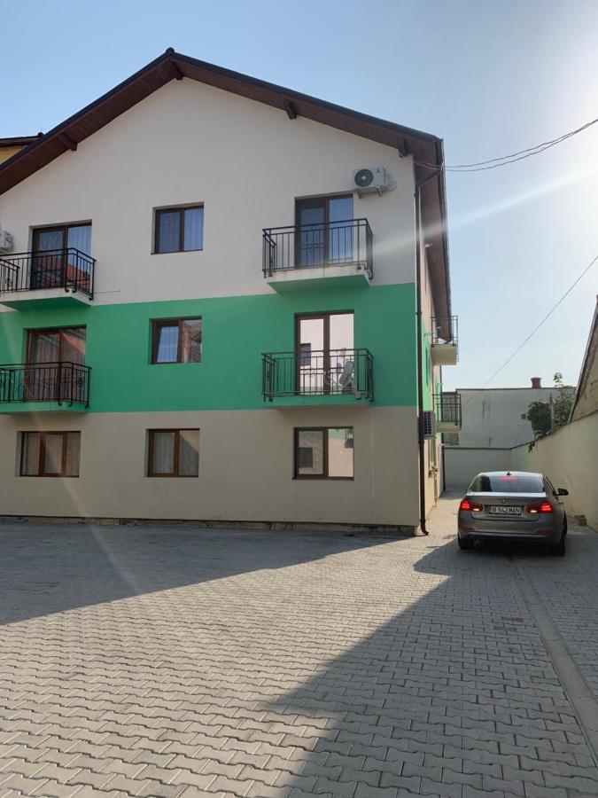 Ap Studio Caransebeş Exteriör bild