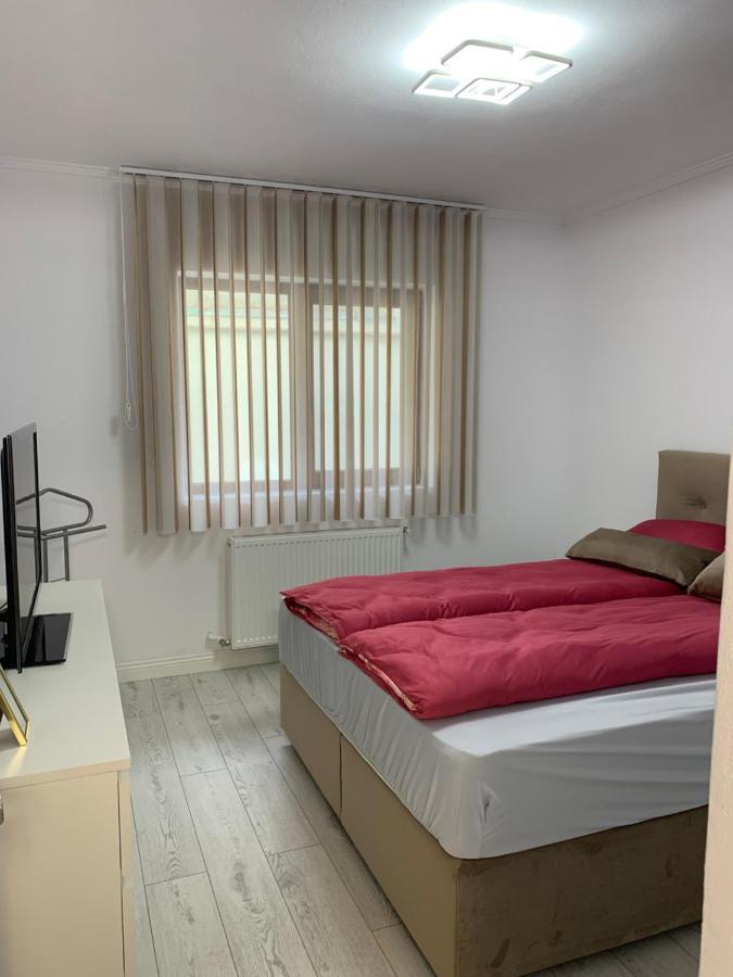 Ap Studio Caransebeş Exteriör bild